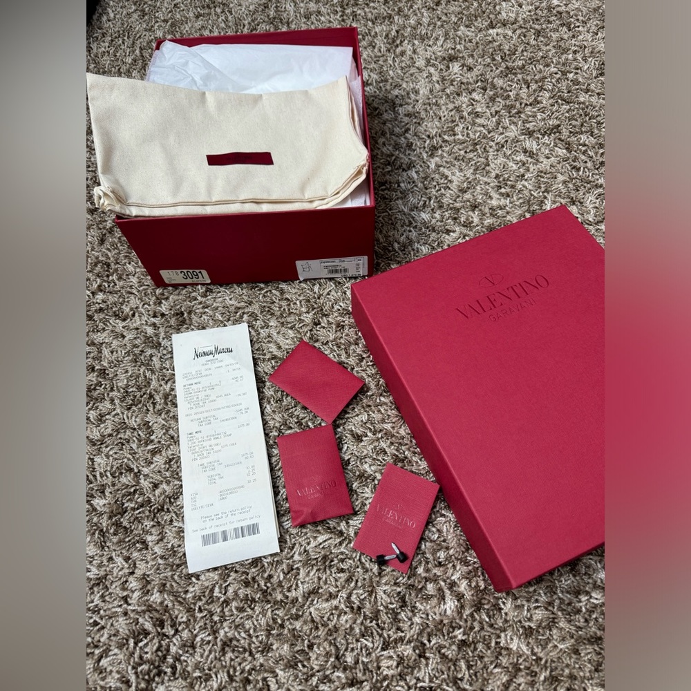 Valentino Garavani shoes box dusty bag receipt